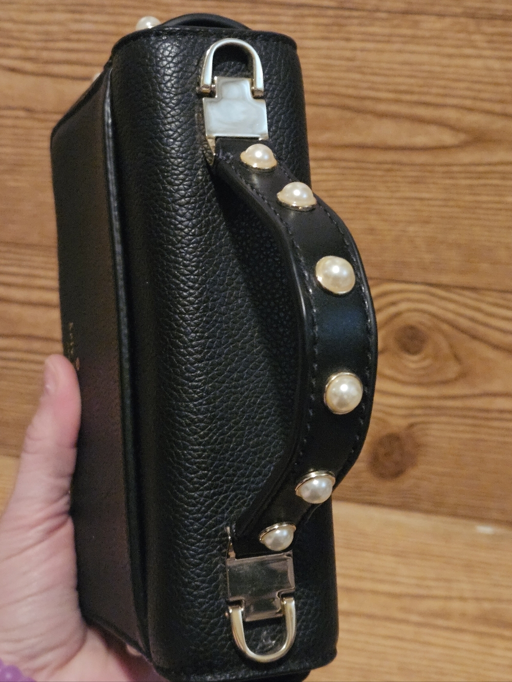 Kate Spade Serrano Place Pearl Maisie Hand Bag Crossbody Black Gold - Picture 7 of 13